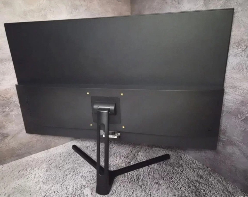 Продам монитор 27 дюймов 2К 75гц с IPS матрицей. Шикарный 2K монитор с хорошей яркостью и 