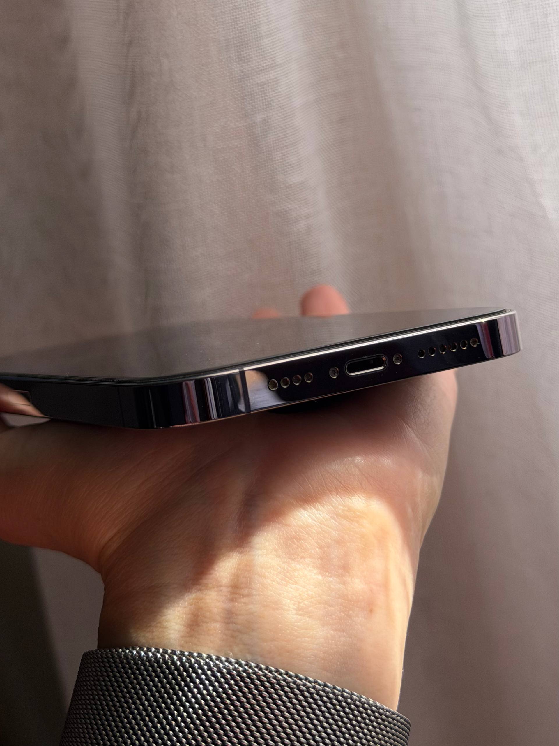Продам iPhone 14 Pro Max Deep purple 🔹состояние почти идеальное - с первого дня носился с 