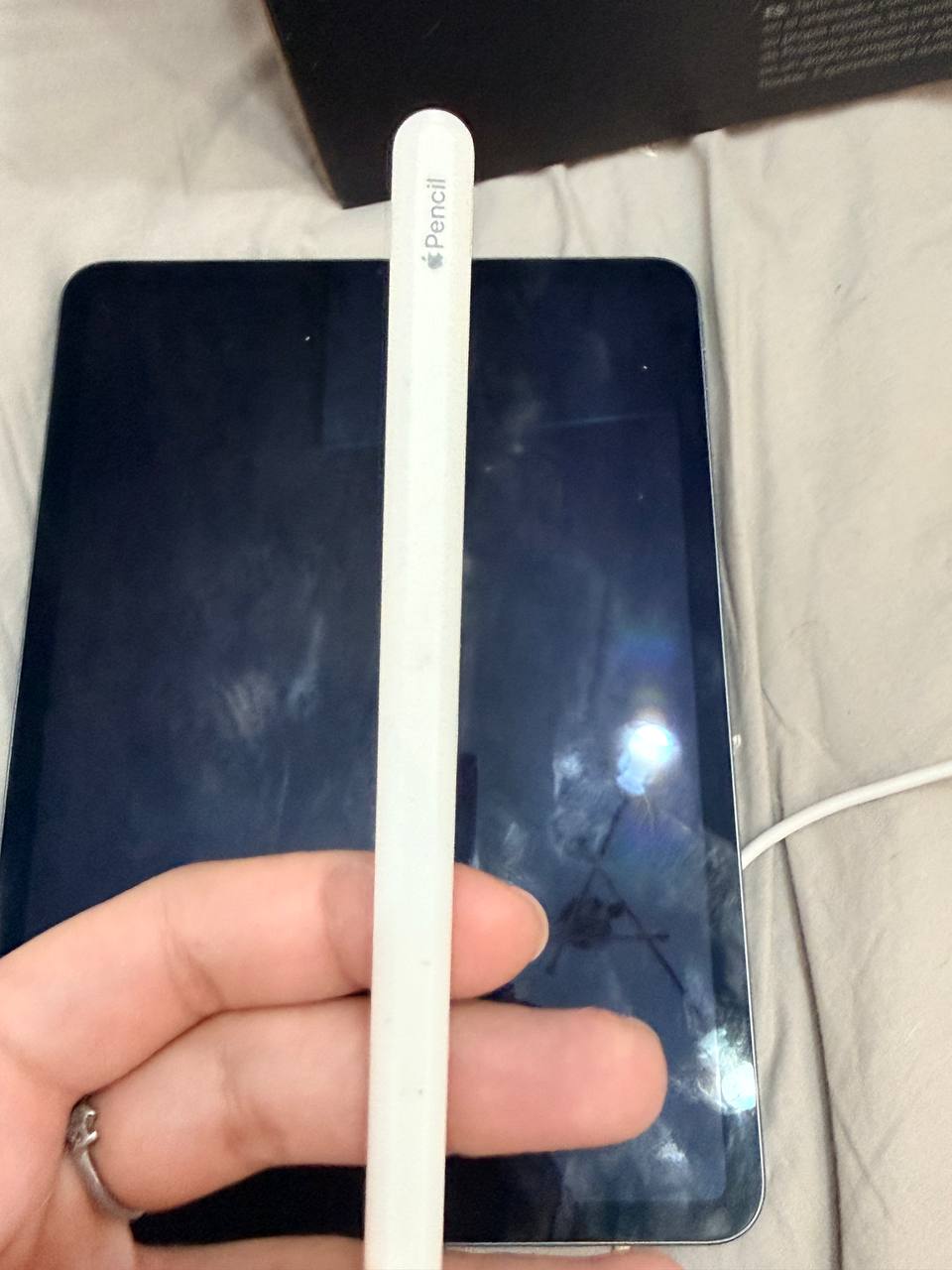 Продаю iPad Pro 11" на 256 GB (Wi-Fi) в идеальном состоянии. Корпус и экран без дефектов, 