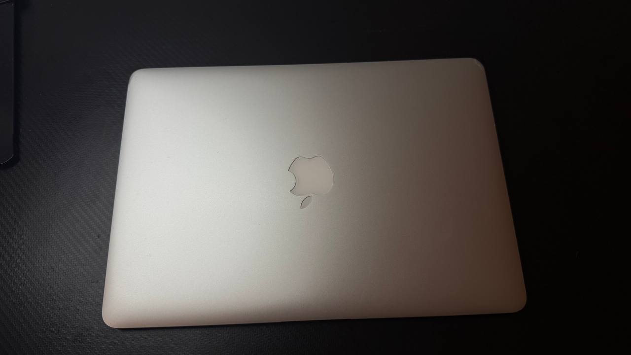 MacBook 2017 — 650 ₾ Продаю MacBook 2017 года Ноутбук в хорошем рабочем состоянии, полност