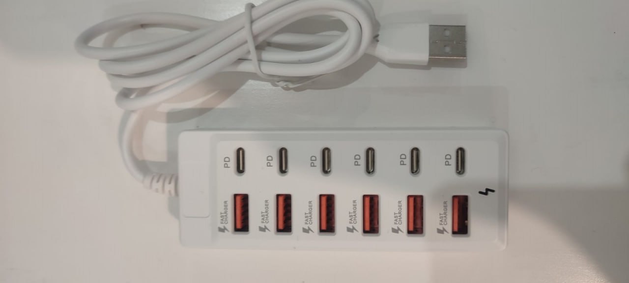 USB-хаб/зарядная станция (новая 12 портовая) с 6 портами USB-A (с пометкой *FAST CHARGER) 