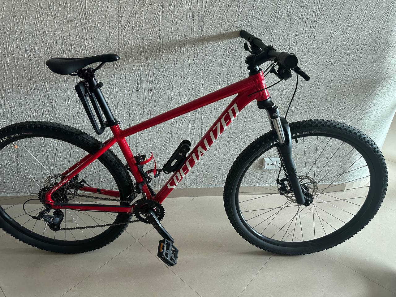 Specialized Rockhopper 29 — 2020, размер L Продаю Specialized Rockhopper 2020 года. Надёжн