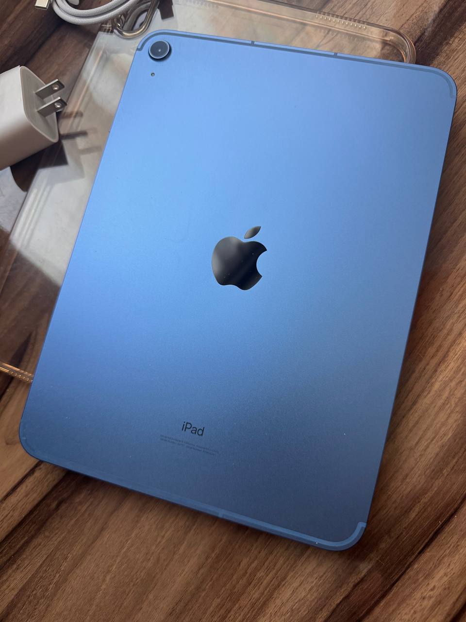 Продаю Magic Keyboard: Для iPad Air / pro 11 inch M1, M2 в идеальном состоянии - 550 ₾ айп