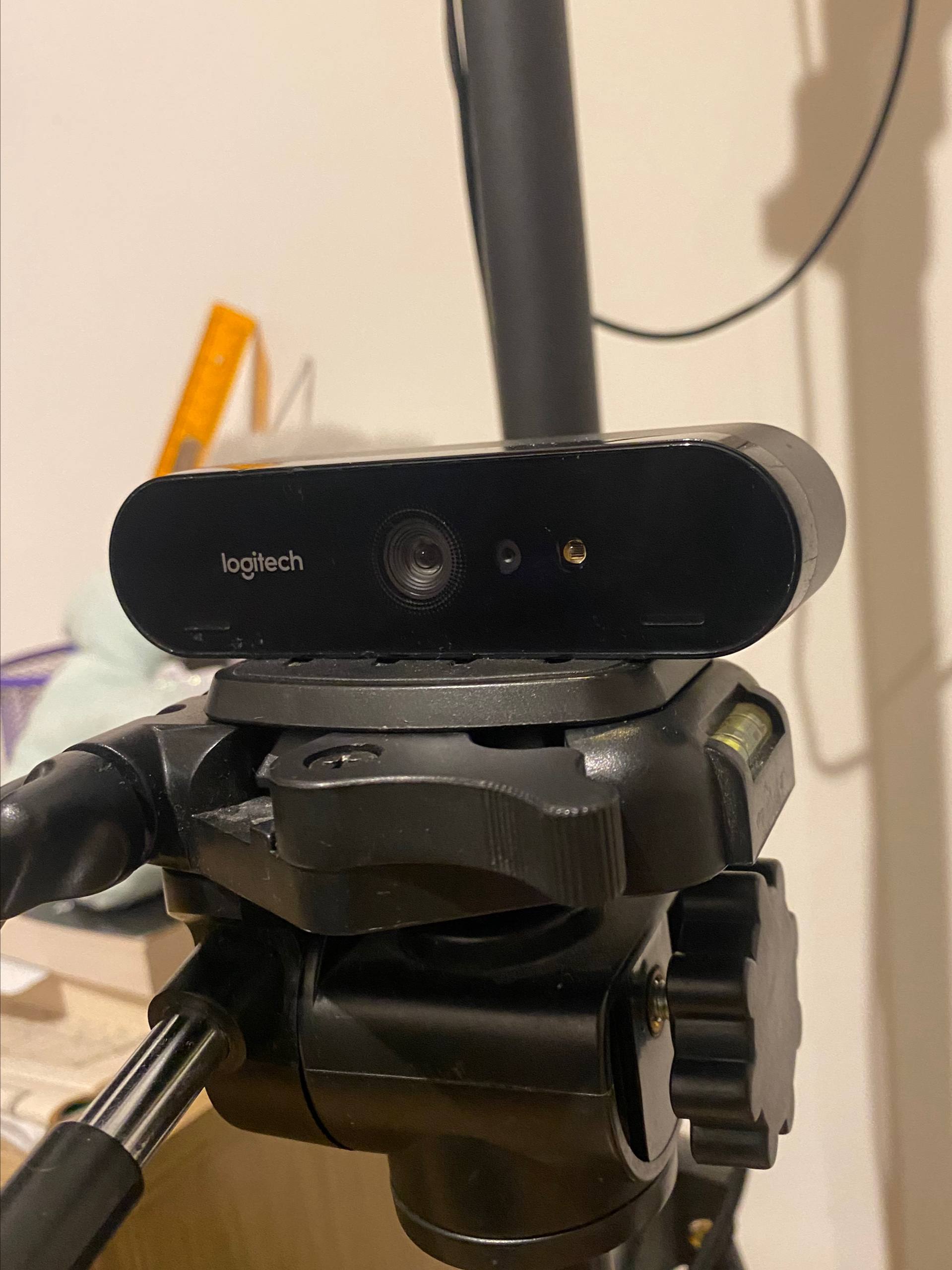 Продажи Logitech brio 4k 150 лари