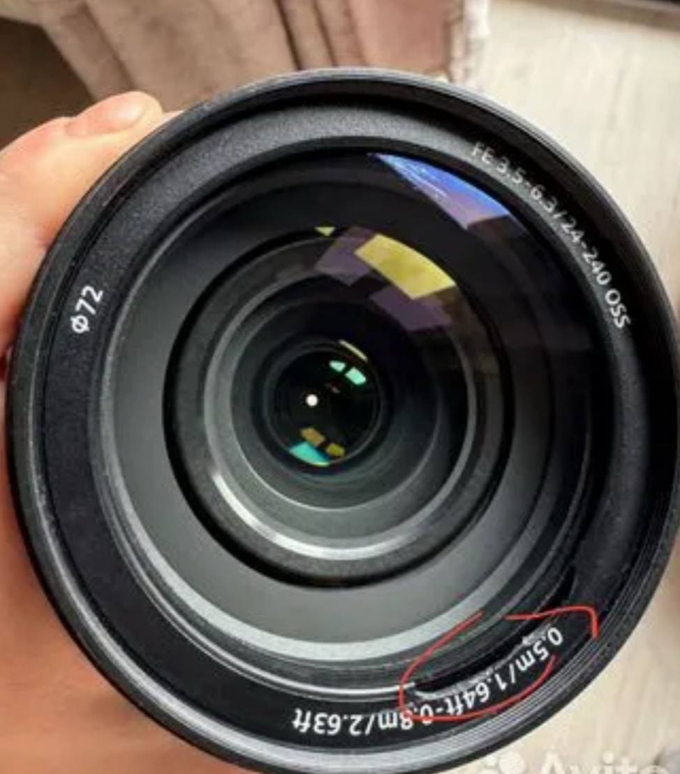 В связи с переездом продаю: 1. Объектив Sony fe 24 240mm f 3.5 6.3 Состояние очень хорошее